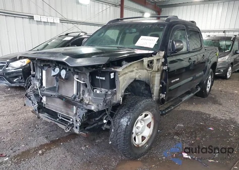 2013 Toyota Tacoma Prerunner V6 z USA, uszkodzony, nr VIN 3TMJU4GN1DM145875